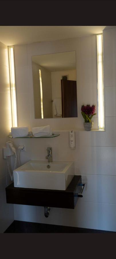 Self Checkin Hotel Heckenrose Lorin رينغشيم المظهر الخارجي الصورة